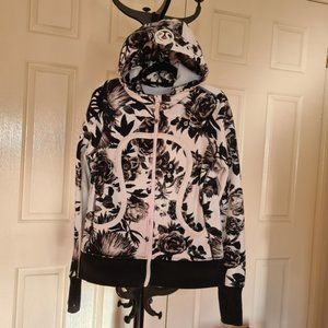 A PEA IN THE PAD MATERNITY S Grey Plunging Neck Sleeveless